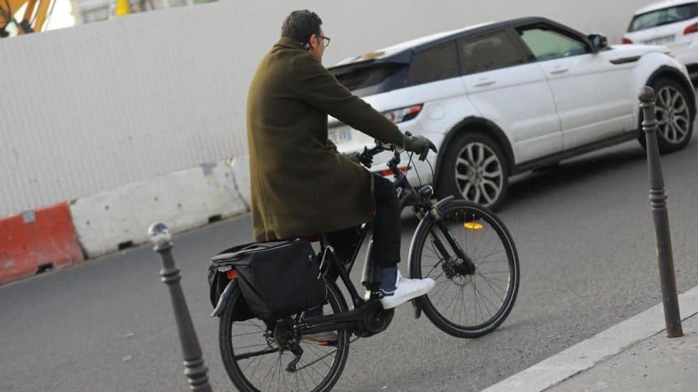 How to Ride Electric Bike Without Sweating? When You Arrive.