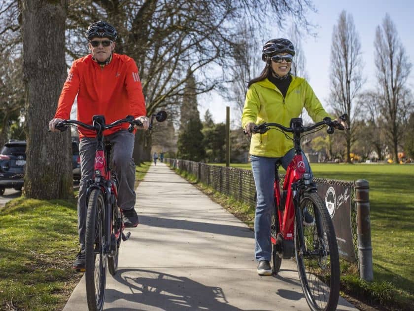 Easy E-Biking - seniors e-cycling nature, helping to make electric biking practical and fun