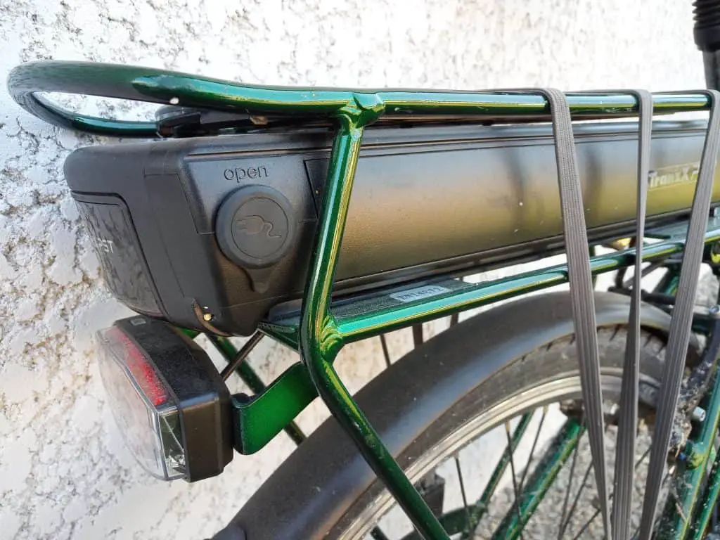 Easy E-Biking - city e-bike battery, helping to make electric biking practical and fun