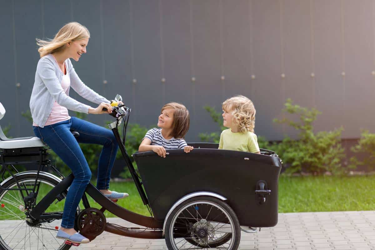 Easy E-Biking - family riding cargo electric bike, helping to make electric biking practical and fun