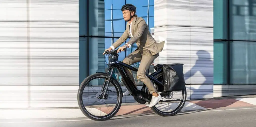 Easy E-Biking - Bianchi electric bike, helping to make electric biking practical and fun