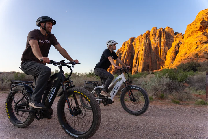 Easy E-Biking - Bakcou electric bike, riders, gravel road, national park, helping to make electric biking practical and fun