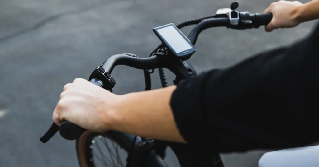 Easy E-Biking - Velotric e-bike, handlebar control screen, helping to make electric biking practical and fun